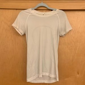 Lululemon Swiftly Tech size 8